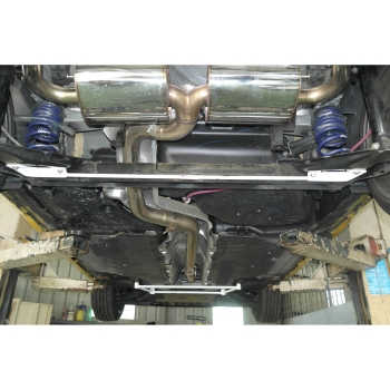 Ultra-Racing Stabi Hinterachse Clio 4 RS